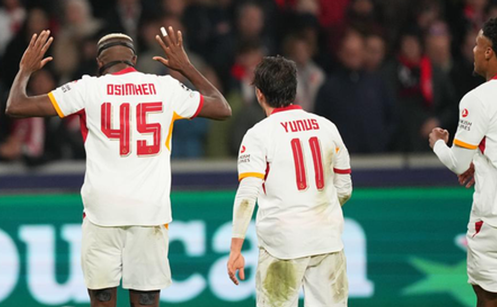 Galatasaray Şampiyonlar Ligi'nde Tarihe Geçti! Rekorlar Peş Peşe Geldi
