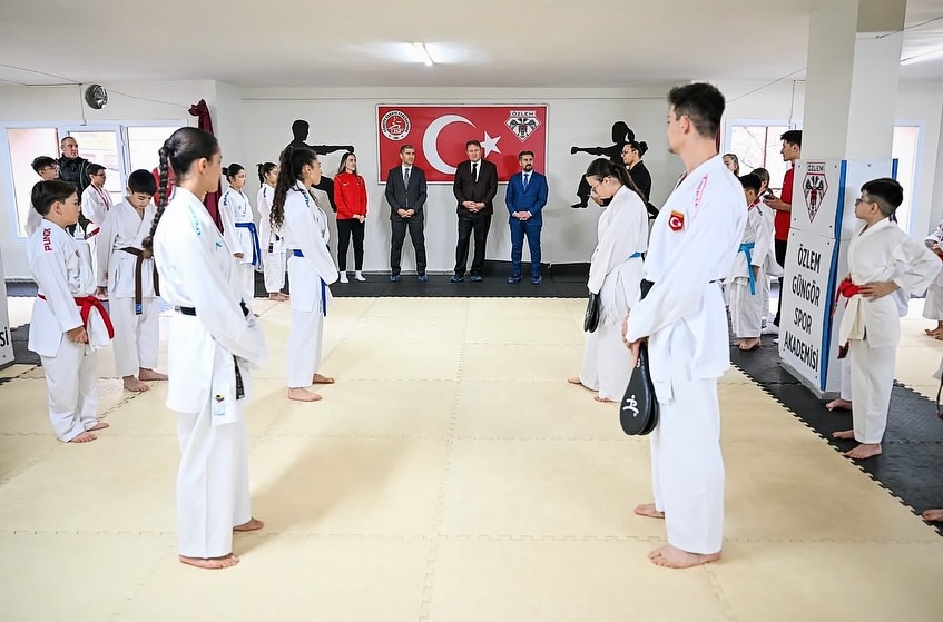 Uşak Karate 01