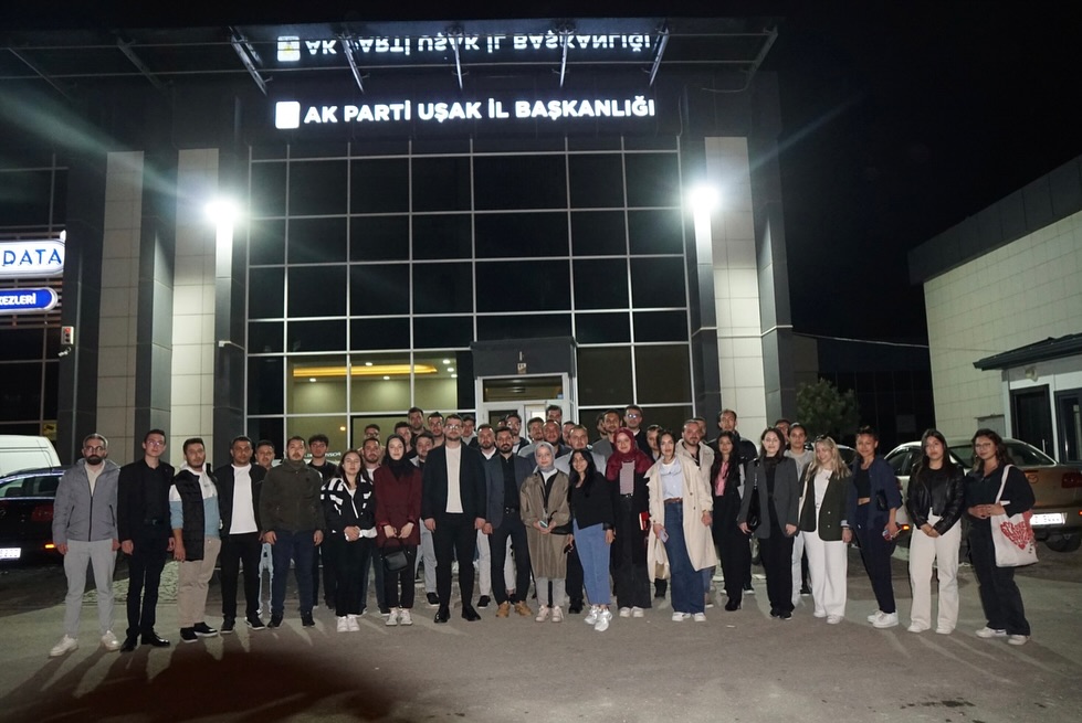 Ak Gençlik