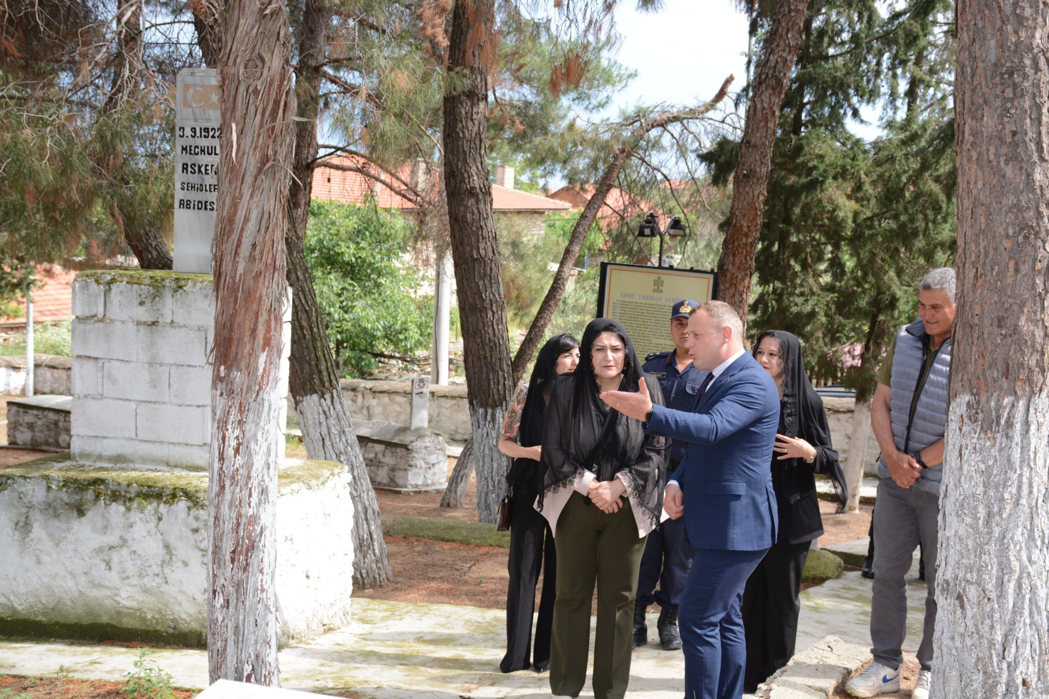 Takmak (1)