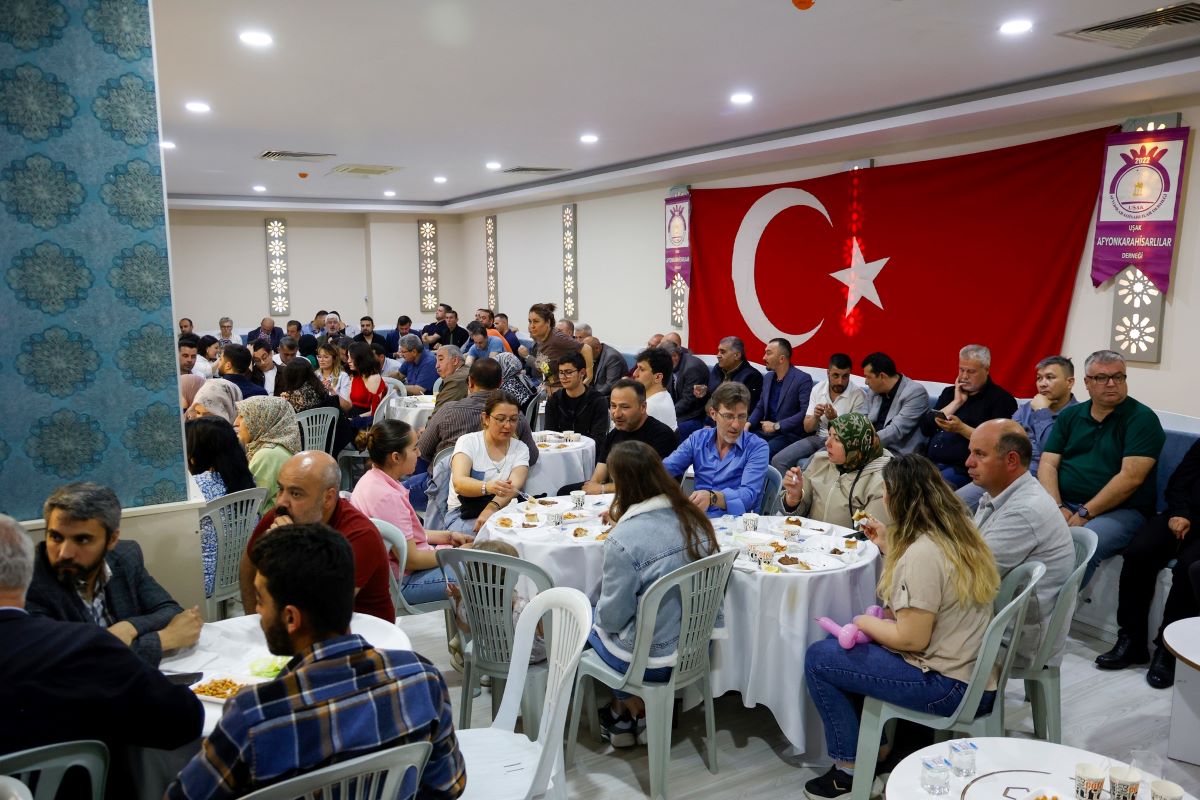 Yaren Gecesi (1)