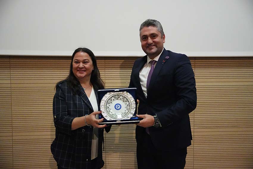 Yeşil Yakalılar (9)