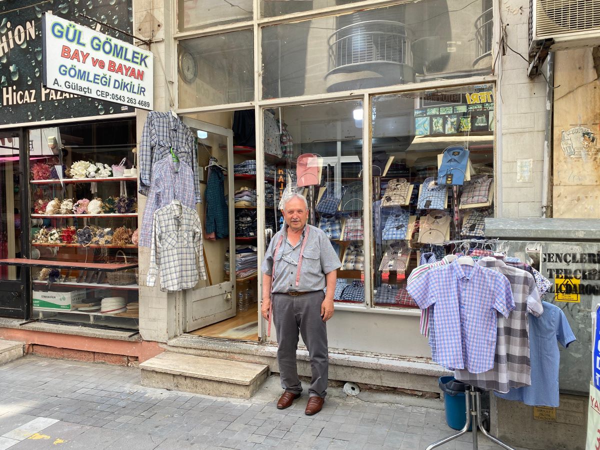 Gömlekçi (1)