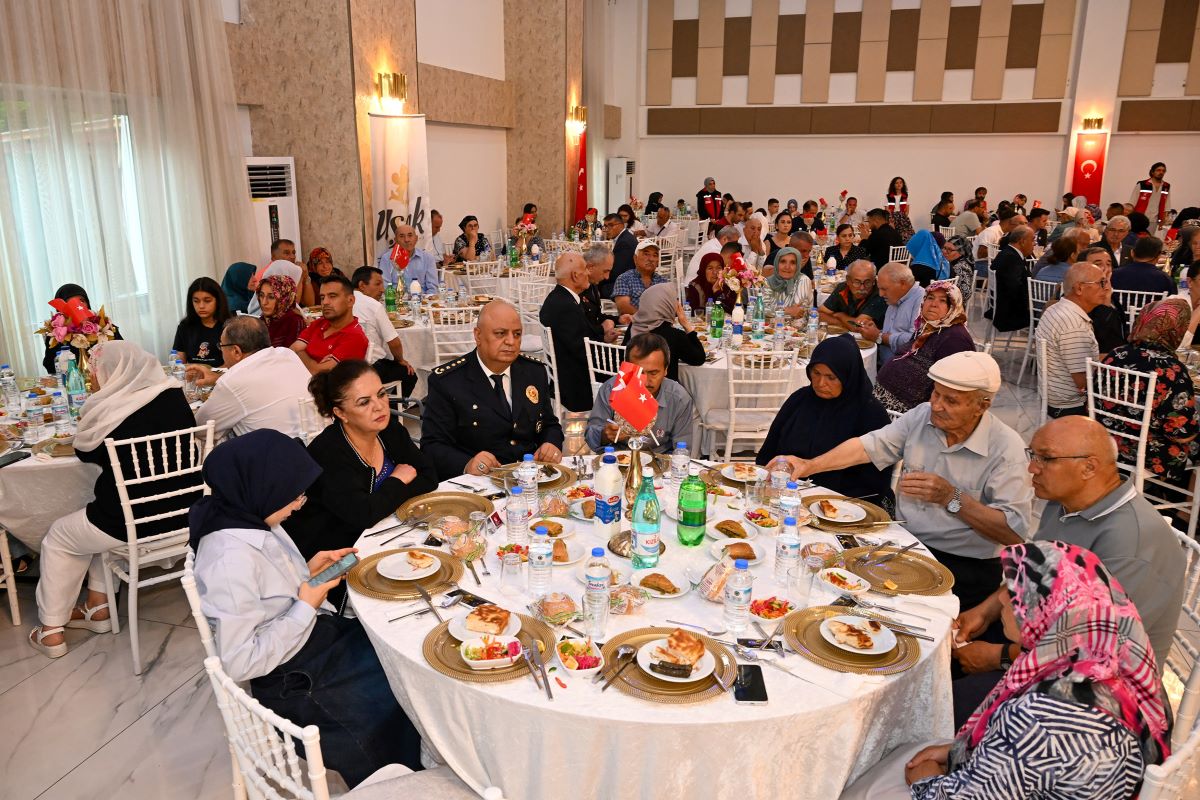 4 Sehit Yakinlari Yemek 4