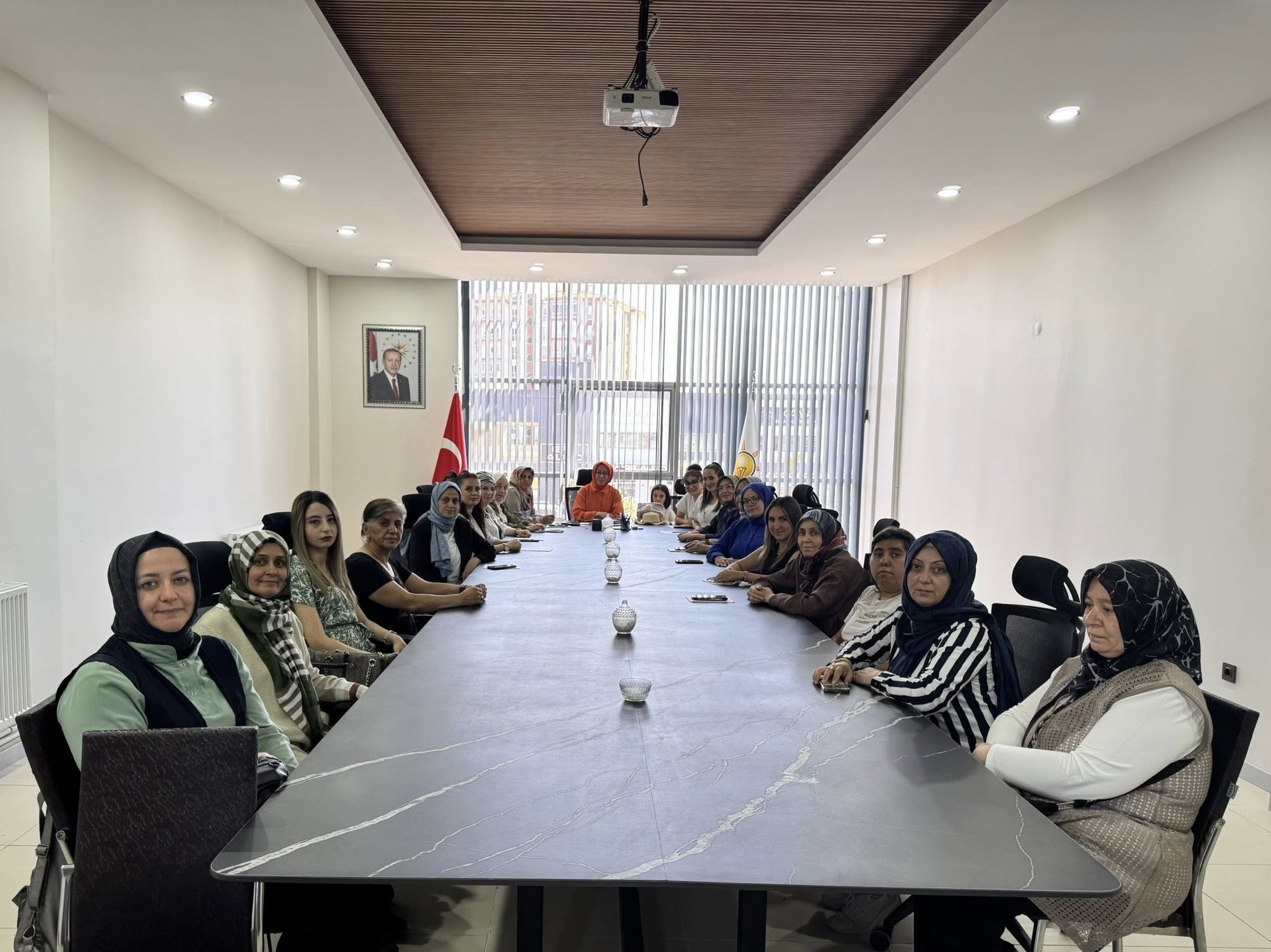 Akkadın (1)