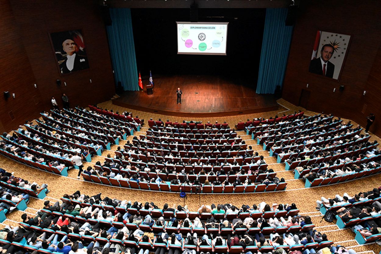 Rektör Ögrenci Buluşması (1)