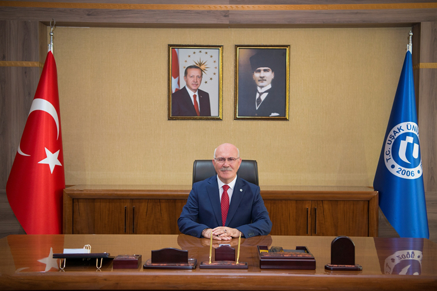 Rektör Prof. Dr. Ekrem Savaş