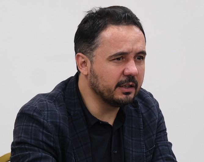 571501593 18543031957006744 5087000174860055098 N-1