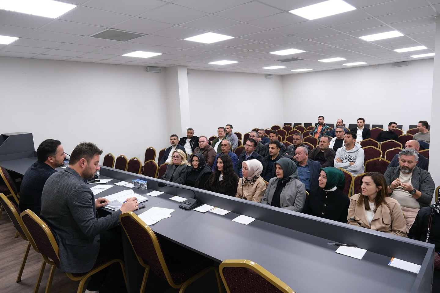 572149405 18543031984006744 7906090156877576658 N