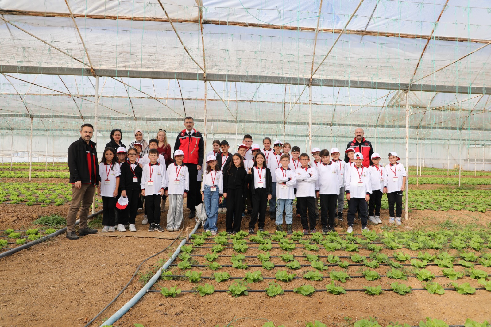 573059481 122182353296544242 8333918800652951863 N