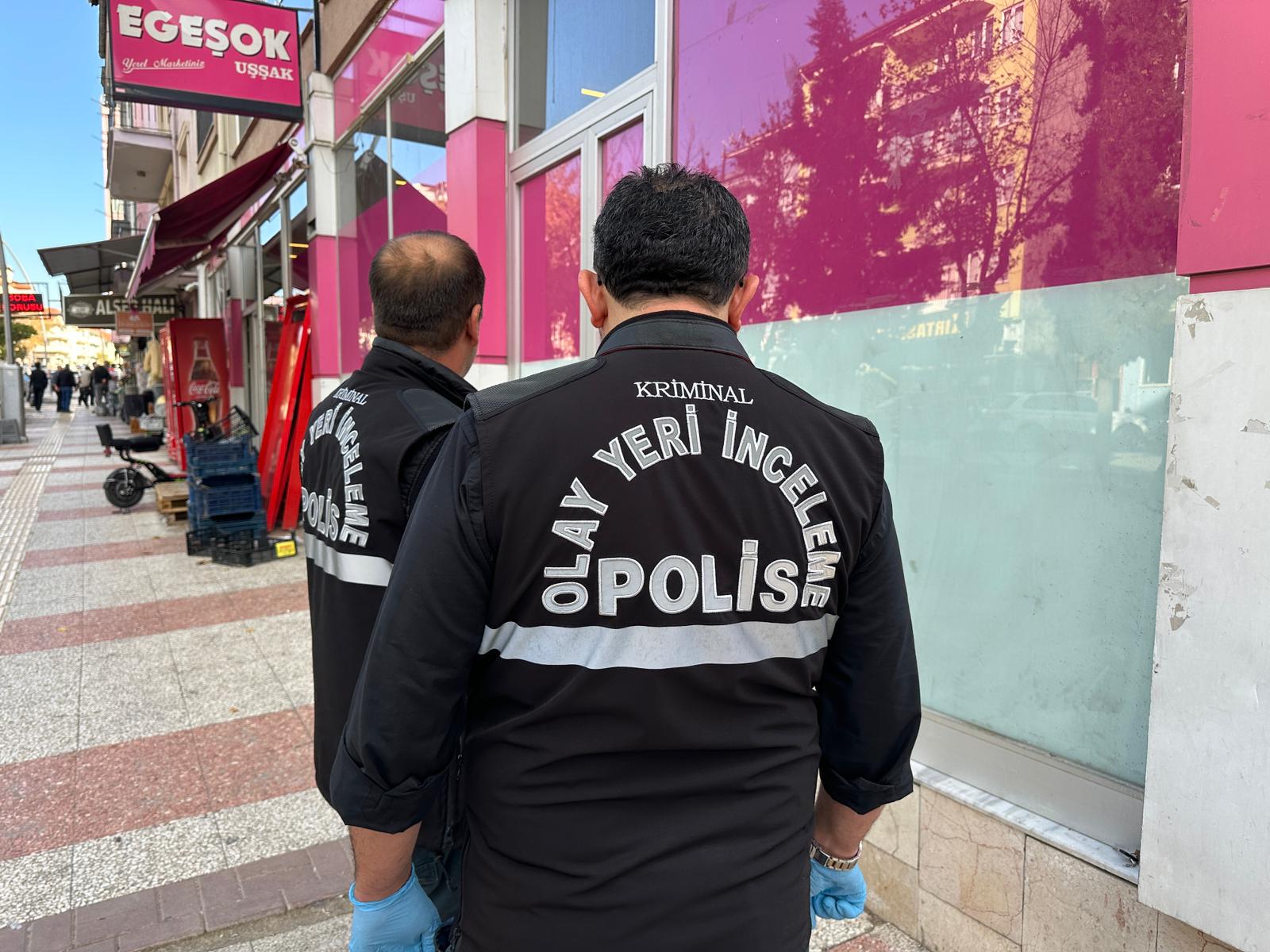 A A 20251028 39549099 39549098 U S A K T A B I C A K L I K A V G A D A 1 K I S I A G I R Y A R A L A N D I-1