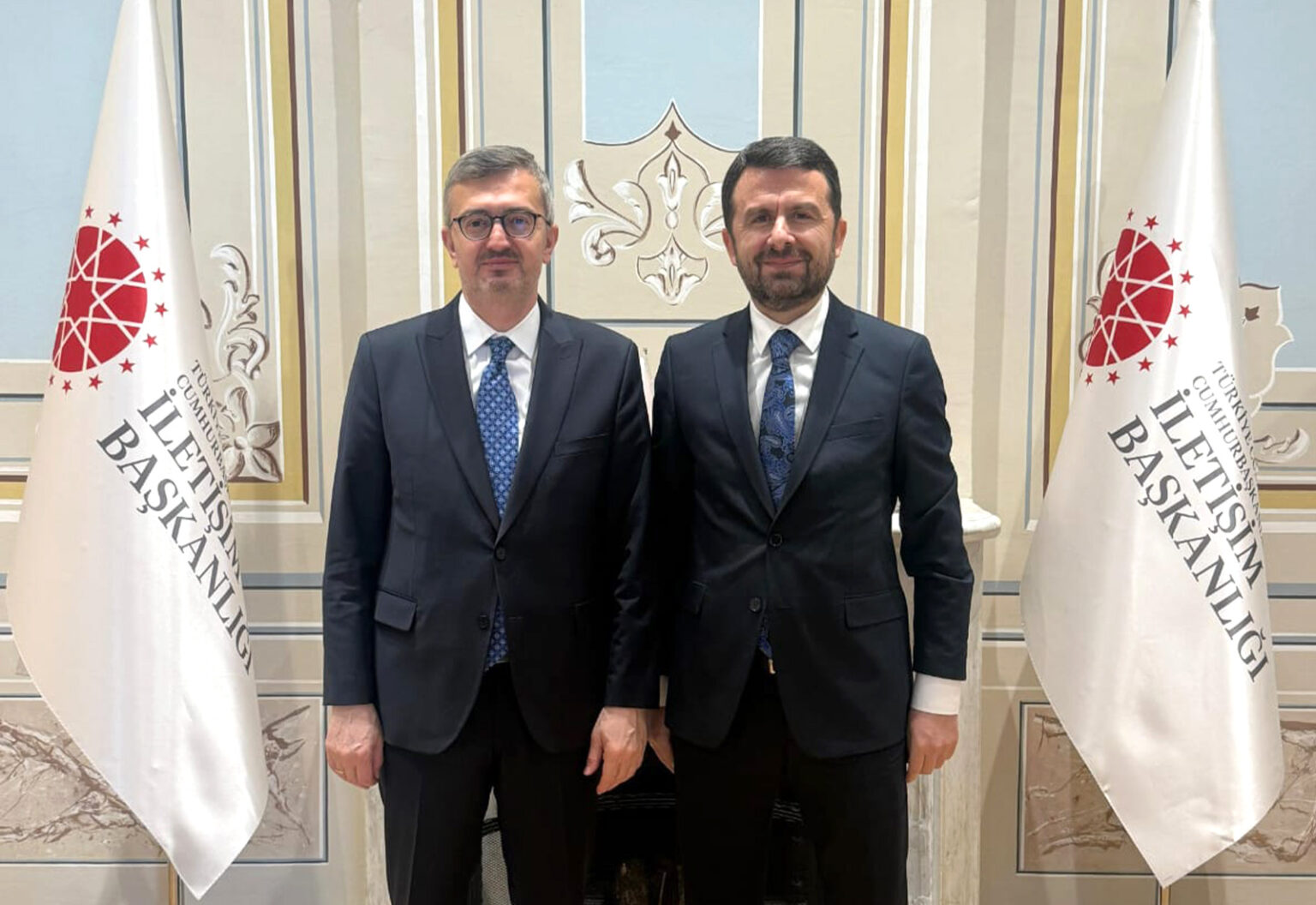 Burhanettin Duran 1536X1056
