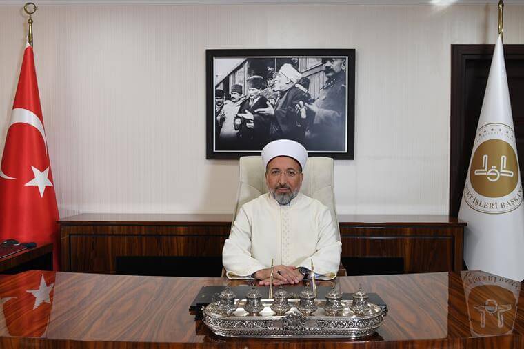 Diyanet Isler Baskani Makami Ataturk Resmi