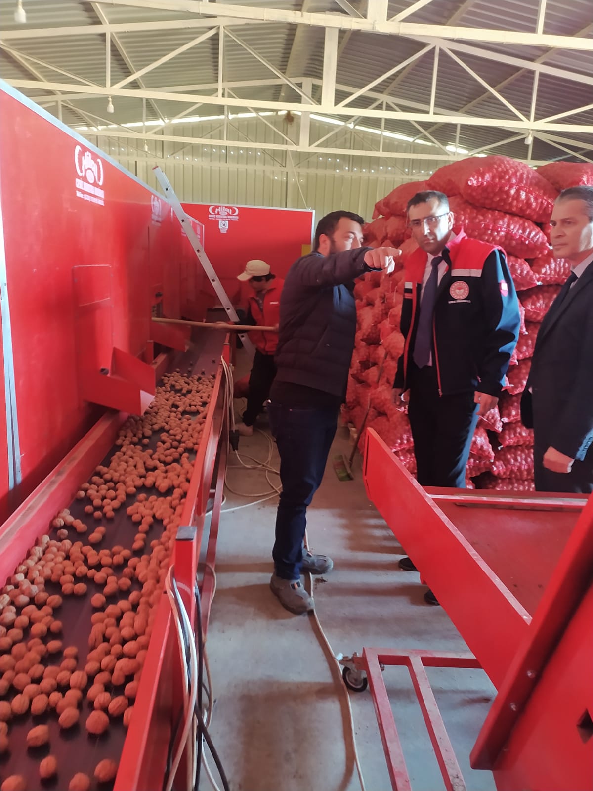 476163096 1322386152120340 5548052416535709606 N