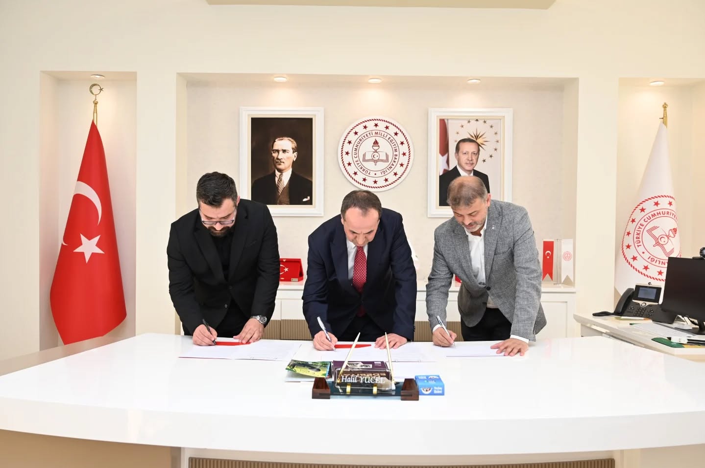 572806054 18142916638431364 5129698139255238166 N