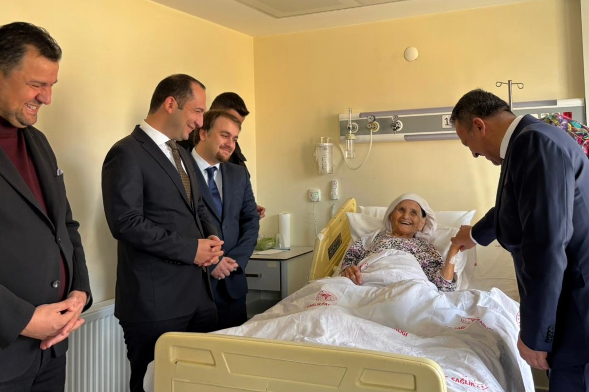 573186482 18290598886287272 1674440484631324693 N