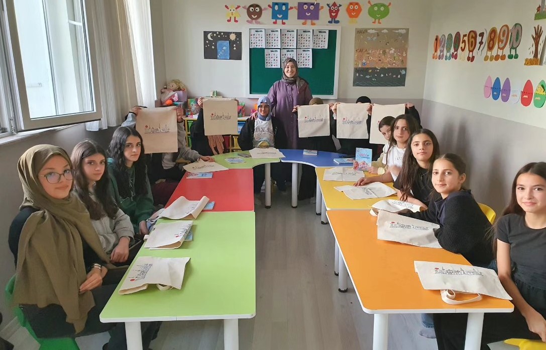 574575316 122155524416627851 4670269153076580626 N