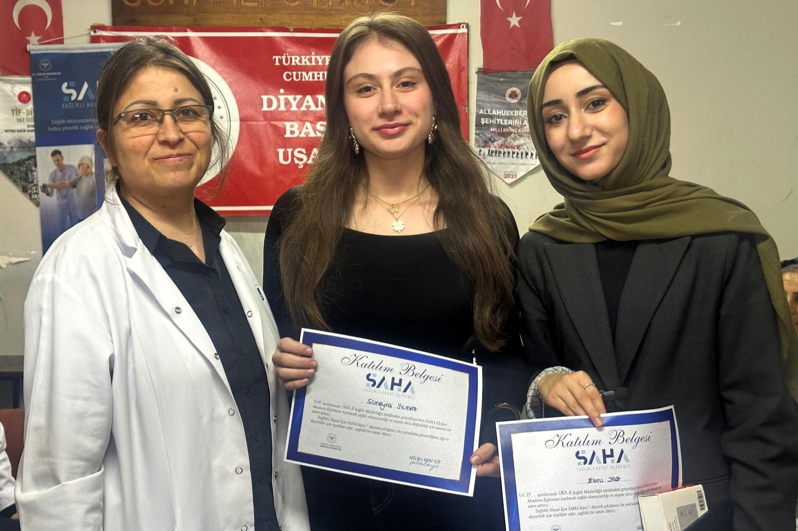 575274169 18290766844287272 3163958366921147383 N