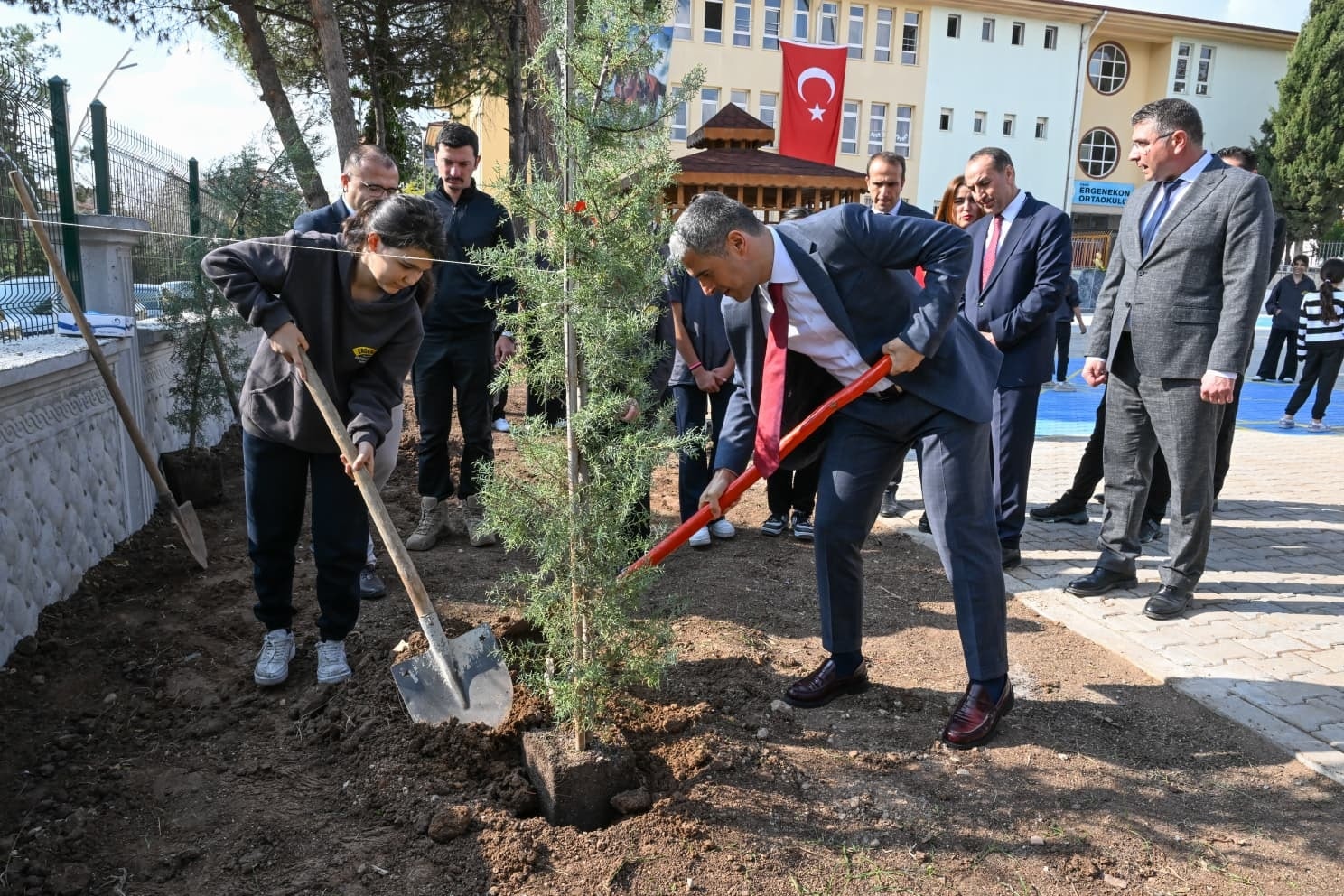 576901938 1141313621506172 1051741139568596583 N