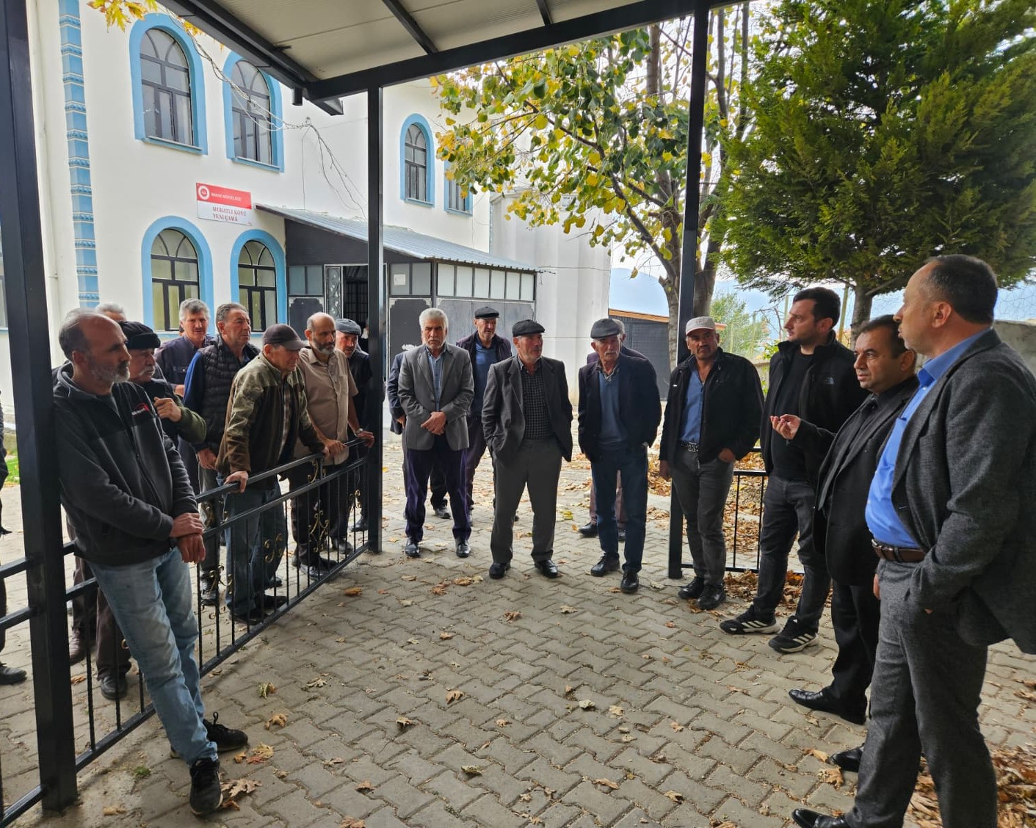 577922363 122183442368544242 3499413196725110516 N