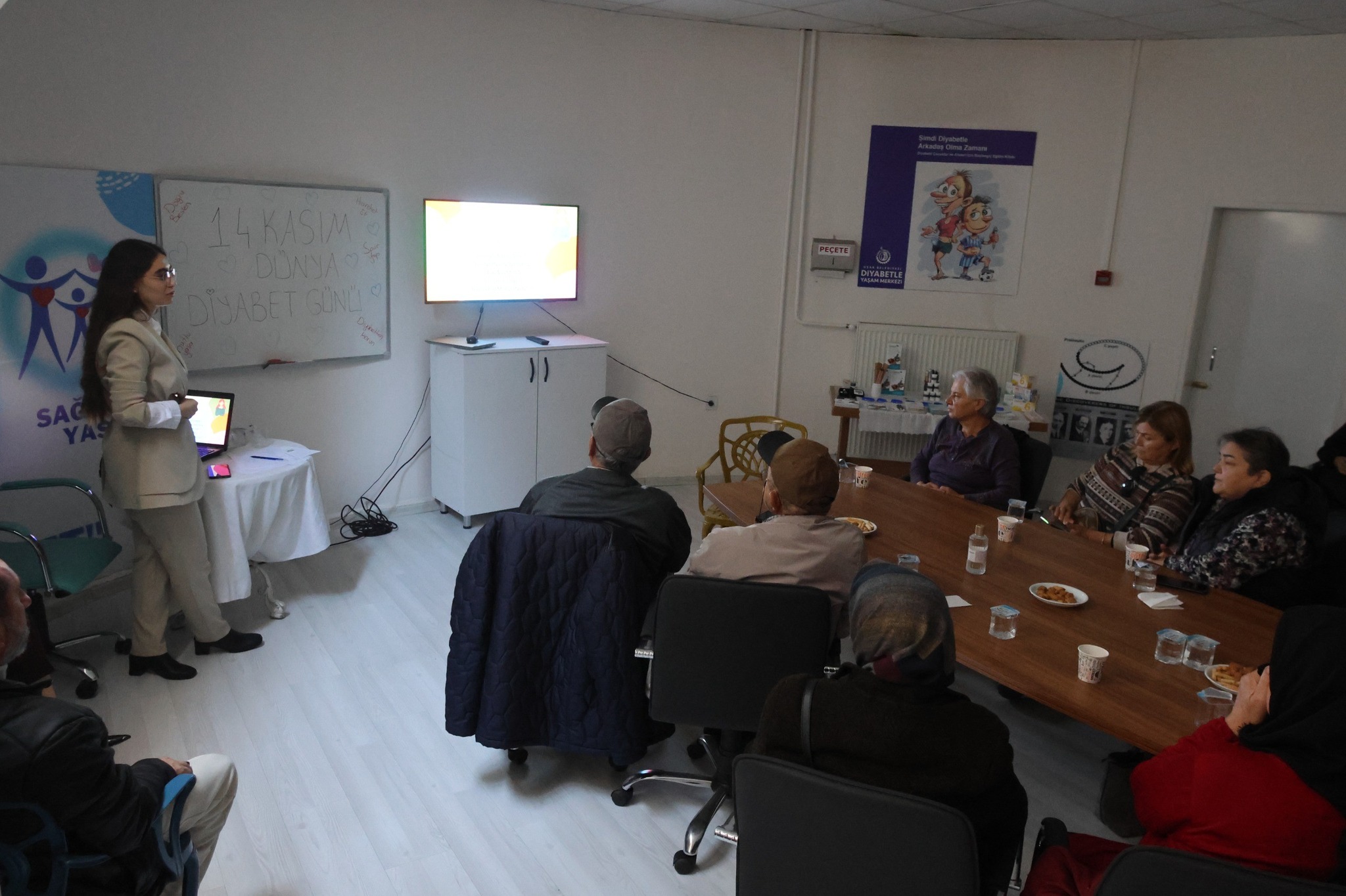 581033948 690492347467759 3711214769235832273 N