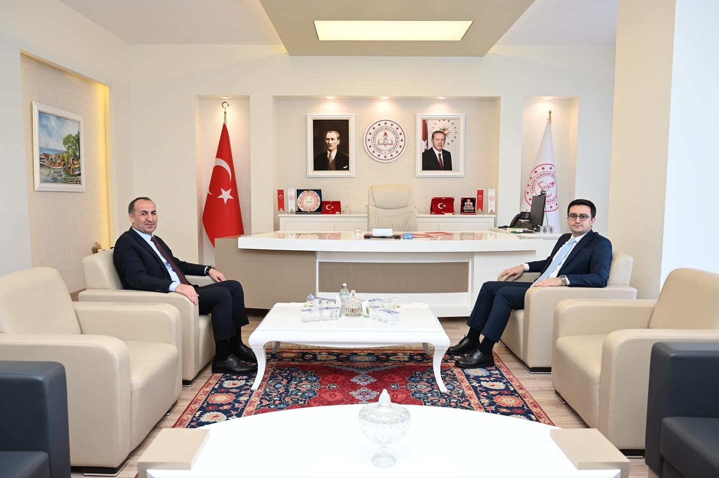 581385693 18143663485431364 4185875920596037914 N