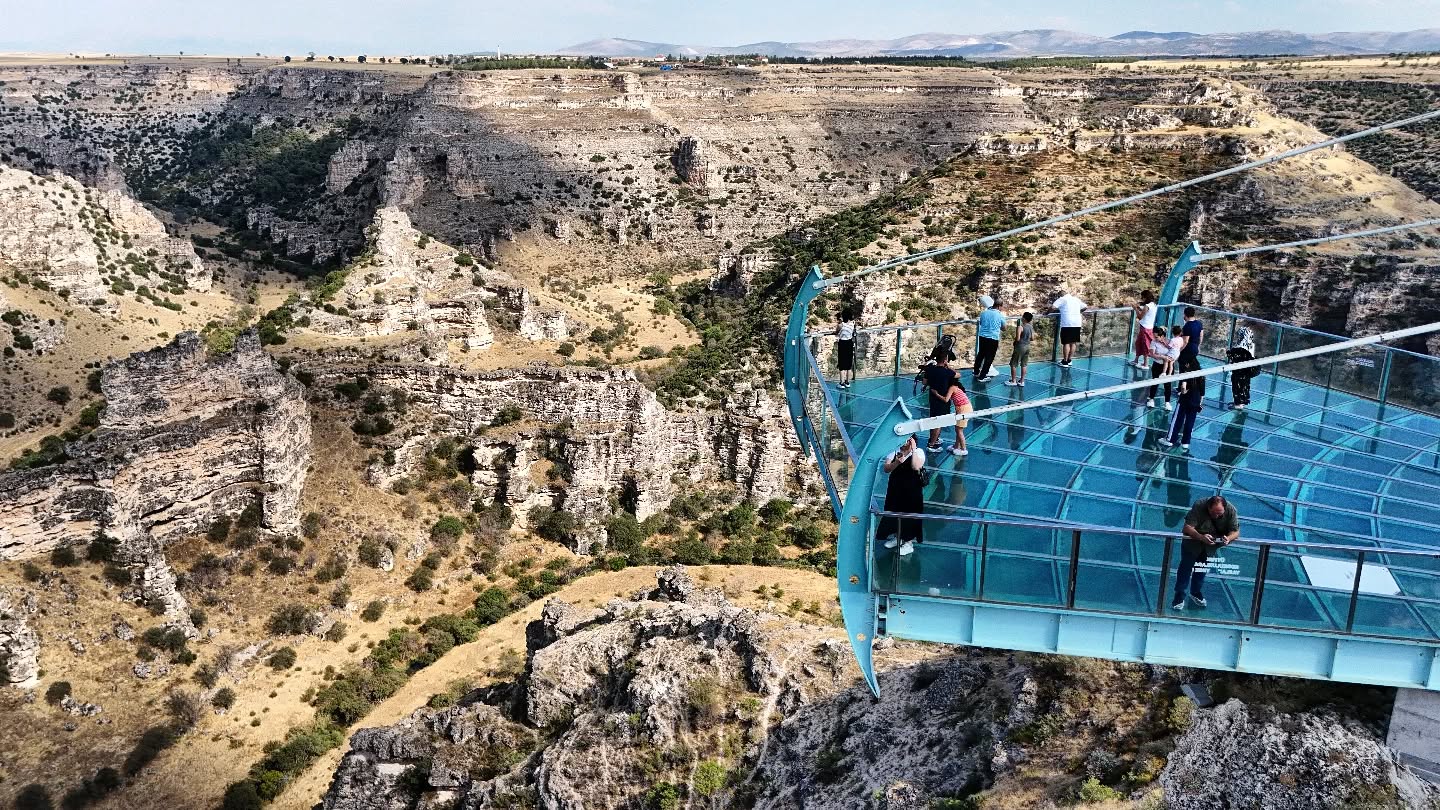 581513352 18533690827044056 1655798962347124926 N