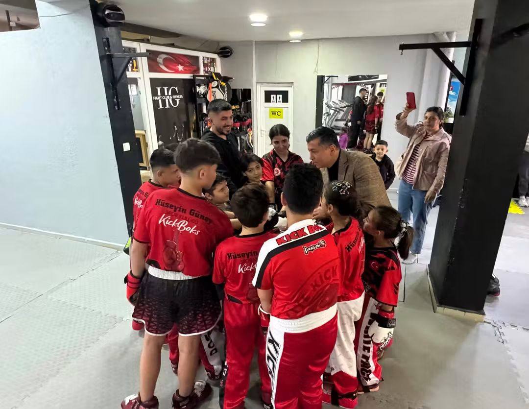 581578881 1141245261528605 4919036374753406062 N