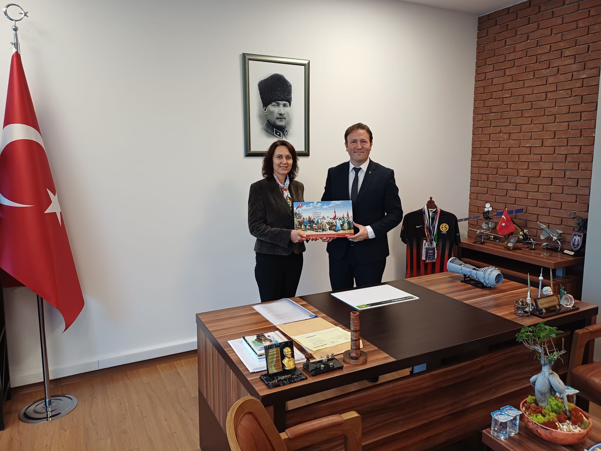 581730052 1155527243387882 5254655169429740803 N