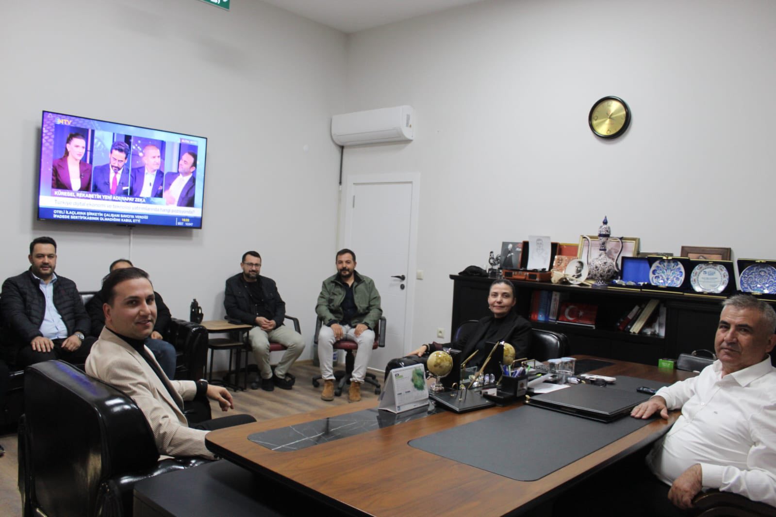 584454316 10163622675736252 995682995384644820 N-1