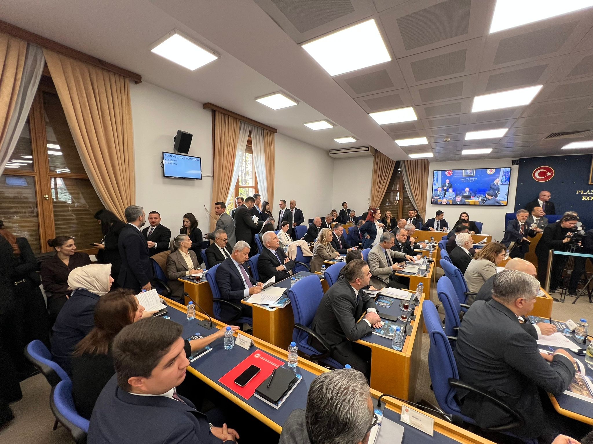 584754631 25322168974044492 4967211685242306059 N