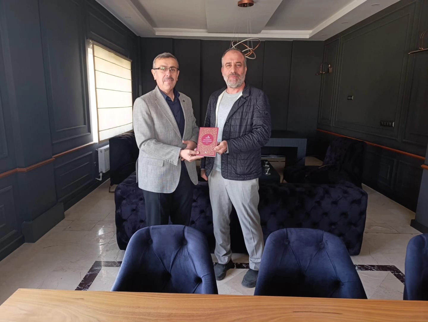 586321296 122157733892627851 5325134509021941374 N