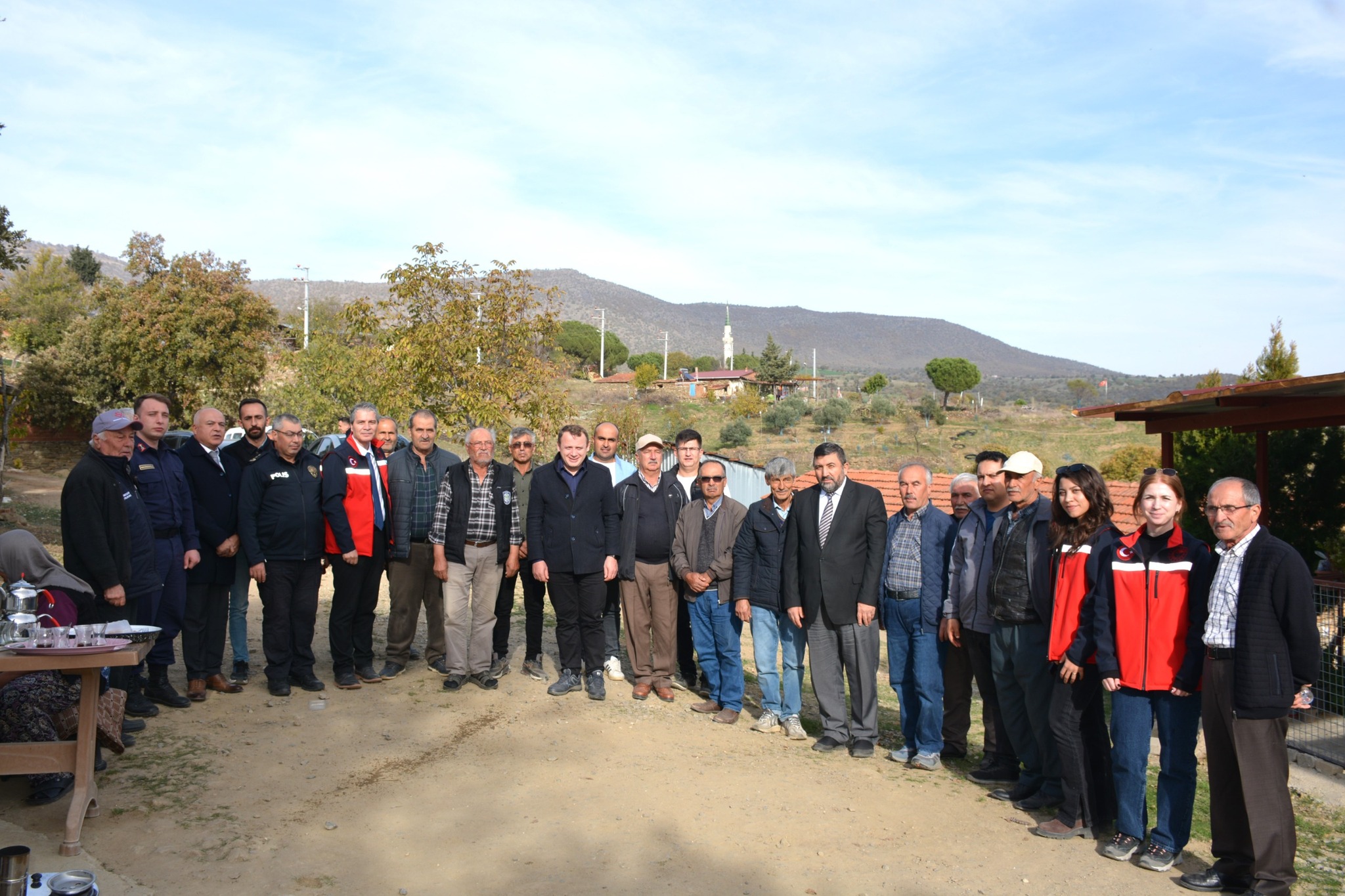 586322804 815528137912011 1005924088903658173 N