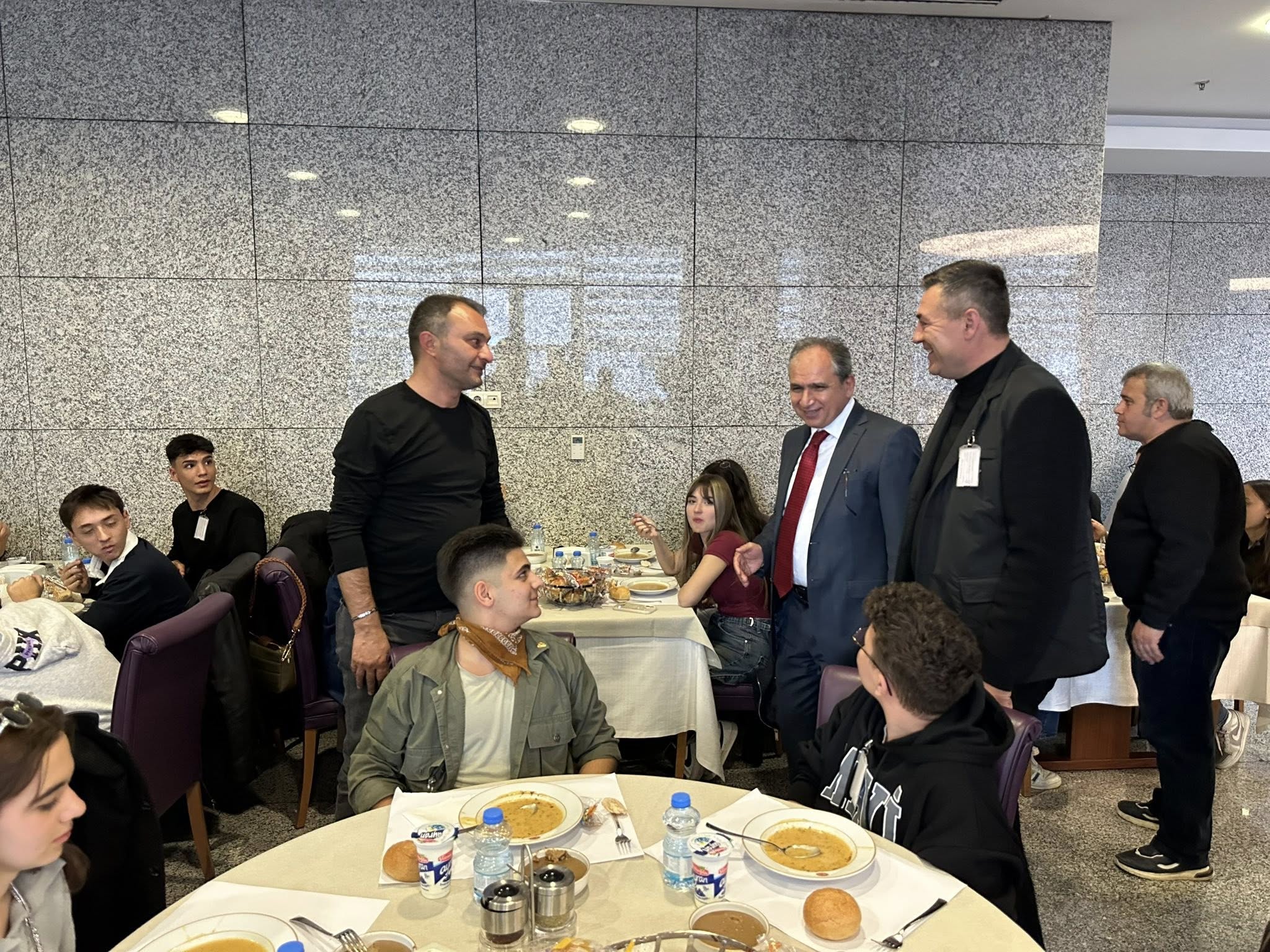 586600886 25264592096542043 6060926314162101930 N