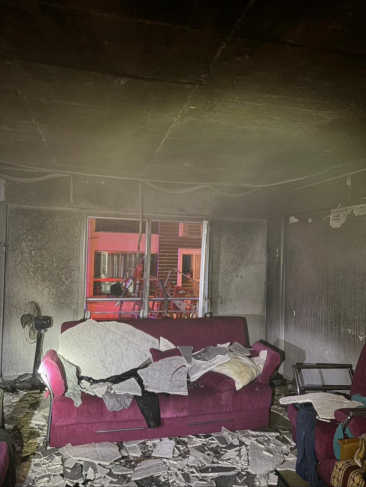 586863223 18059770214558639 2843456214818673385 N