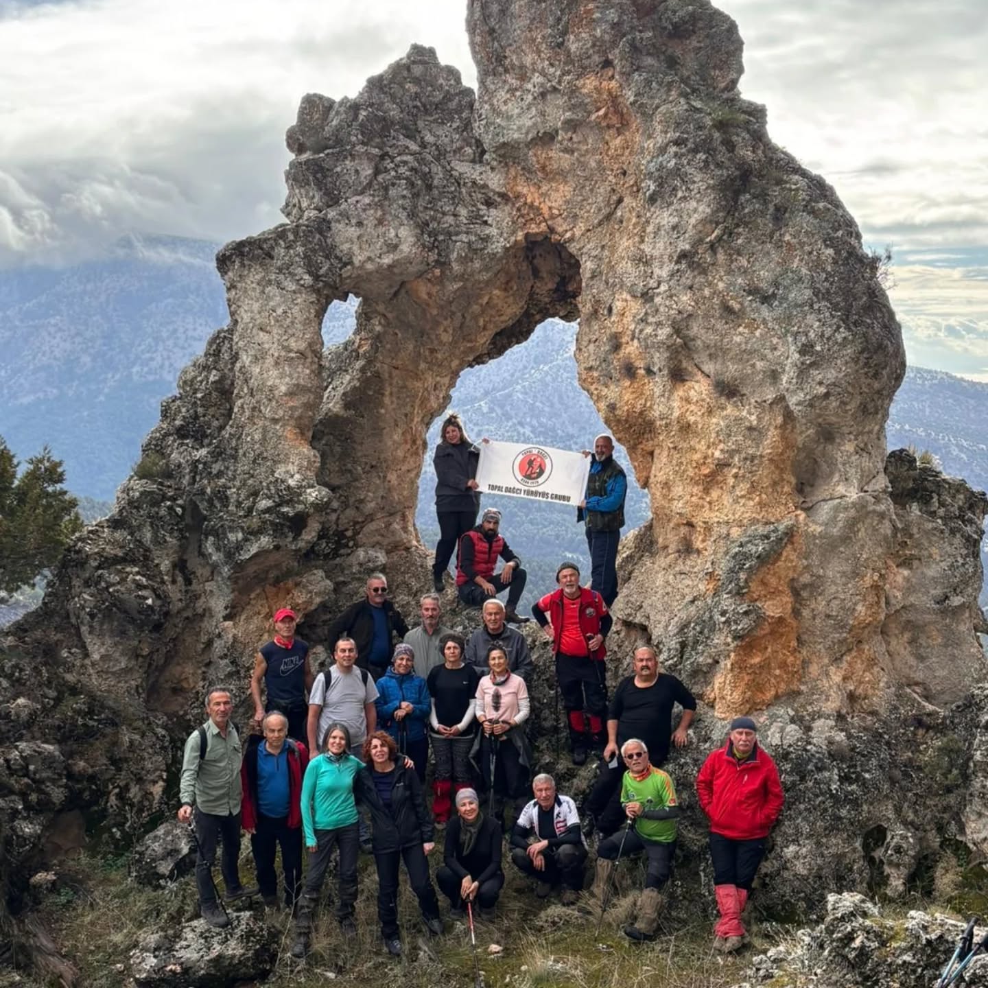 588731825 18332558752213190 82425620792124416 N