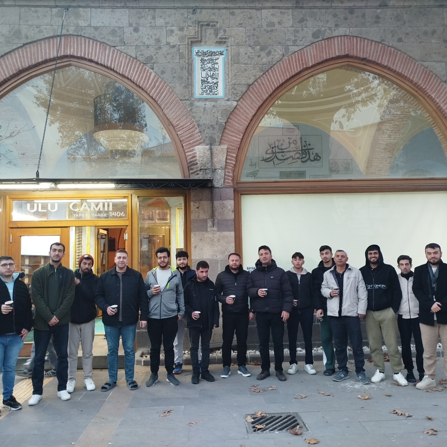 588815853 25762881169996751 851928095926503002 N