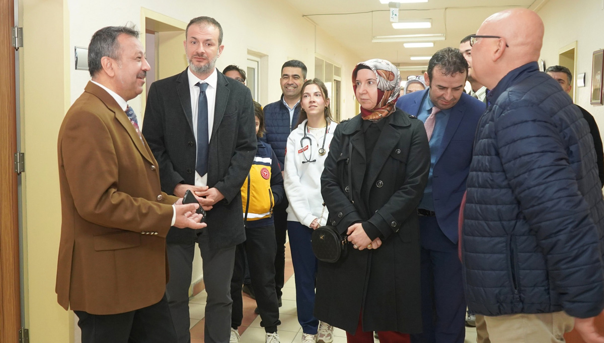 588915053 18293464867287272 4529848055178633364 N