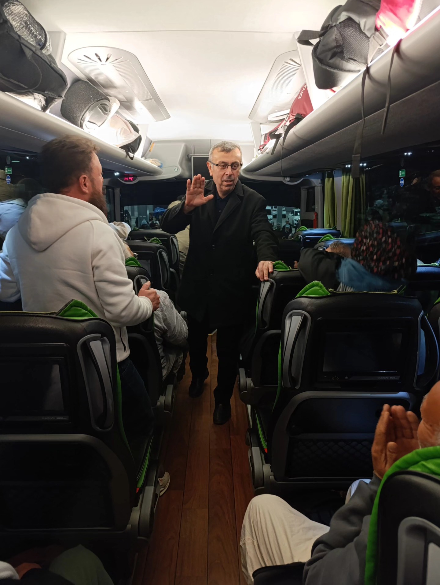 589049172 122158168136627851 2919137129632117193 N