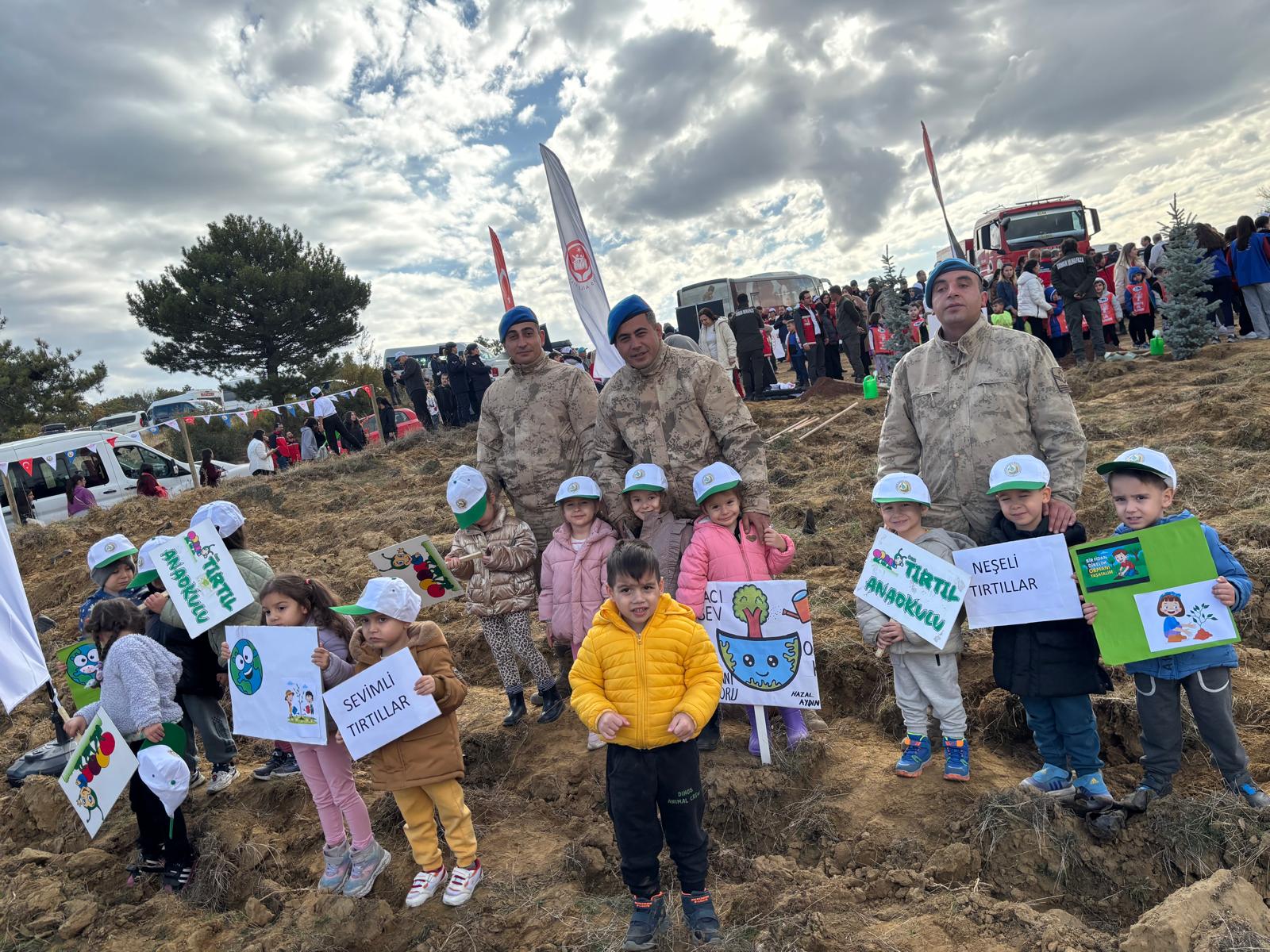 D55Ee000 Fb97 48F8 A6B3 4C4D91F554A8