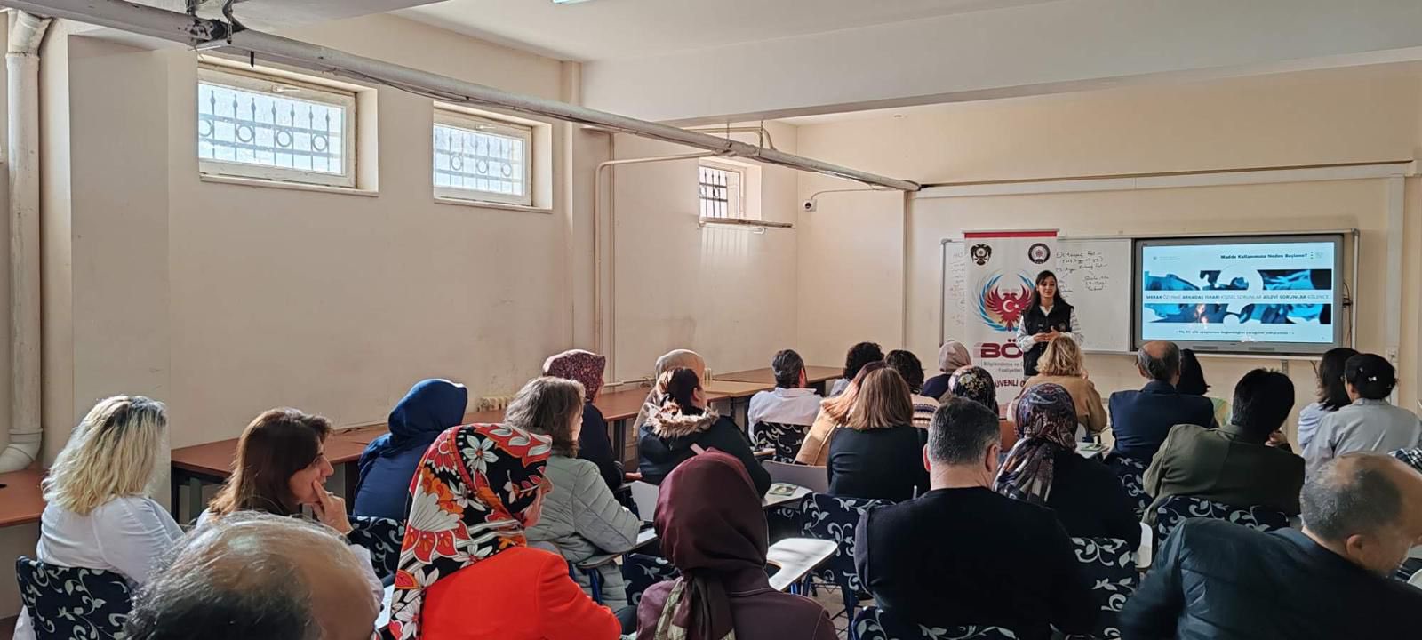 G6Rnf Us W4 A A A L D9