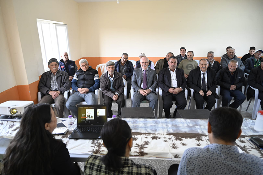 Uşak Üniversiteli Akademisyenler Yeniköy Halkı Ile Buluştu (2)