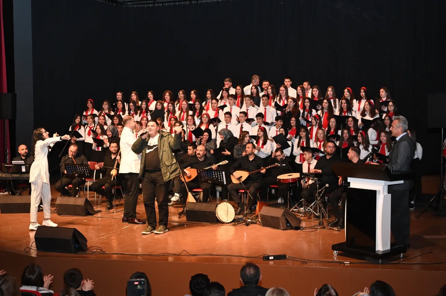 588542616 18145403662431364 8319762216396278150 N