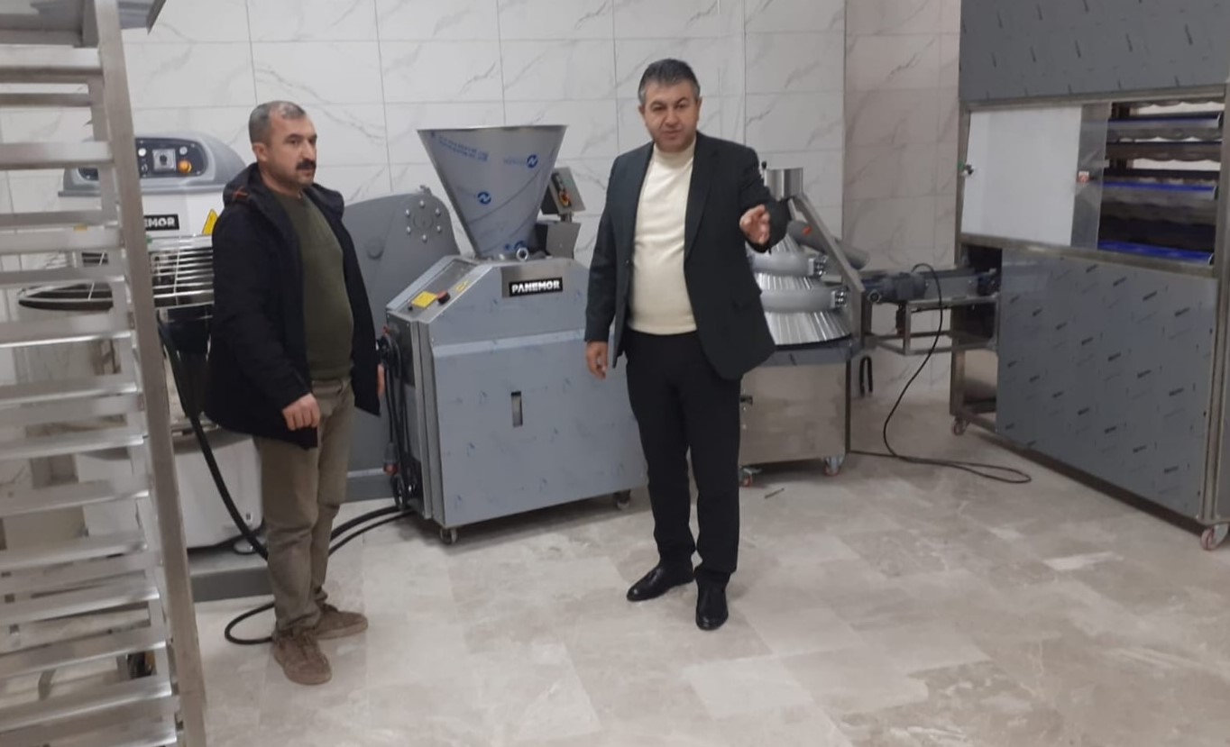 589905635 18017180540795573 2340884596369941871 N