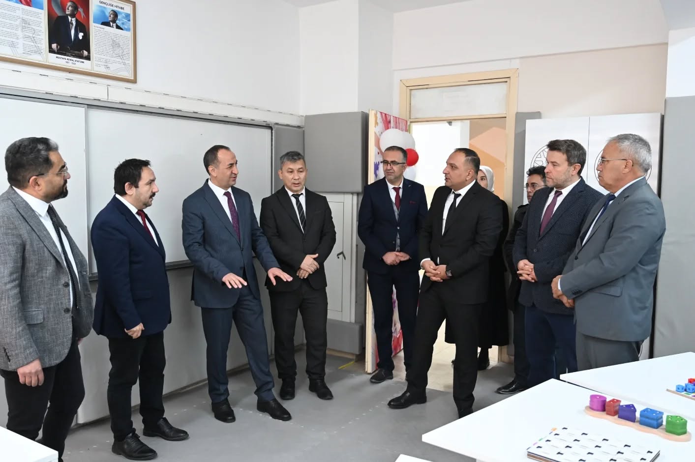 591865689 18145687396431364 3667950307408596868 N