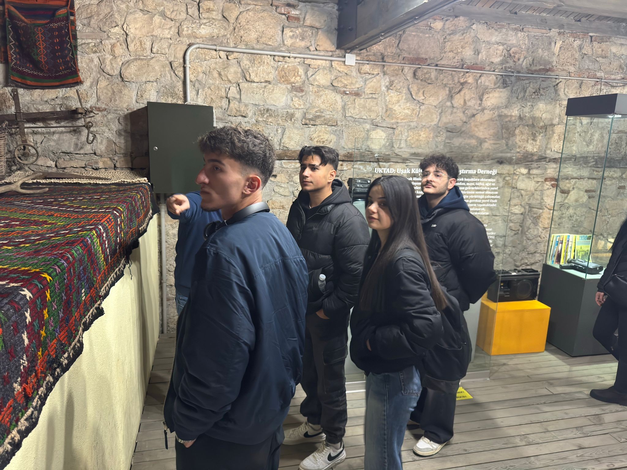 592921938 1306525518183789 957353698803070458 N