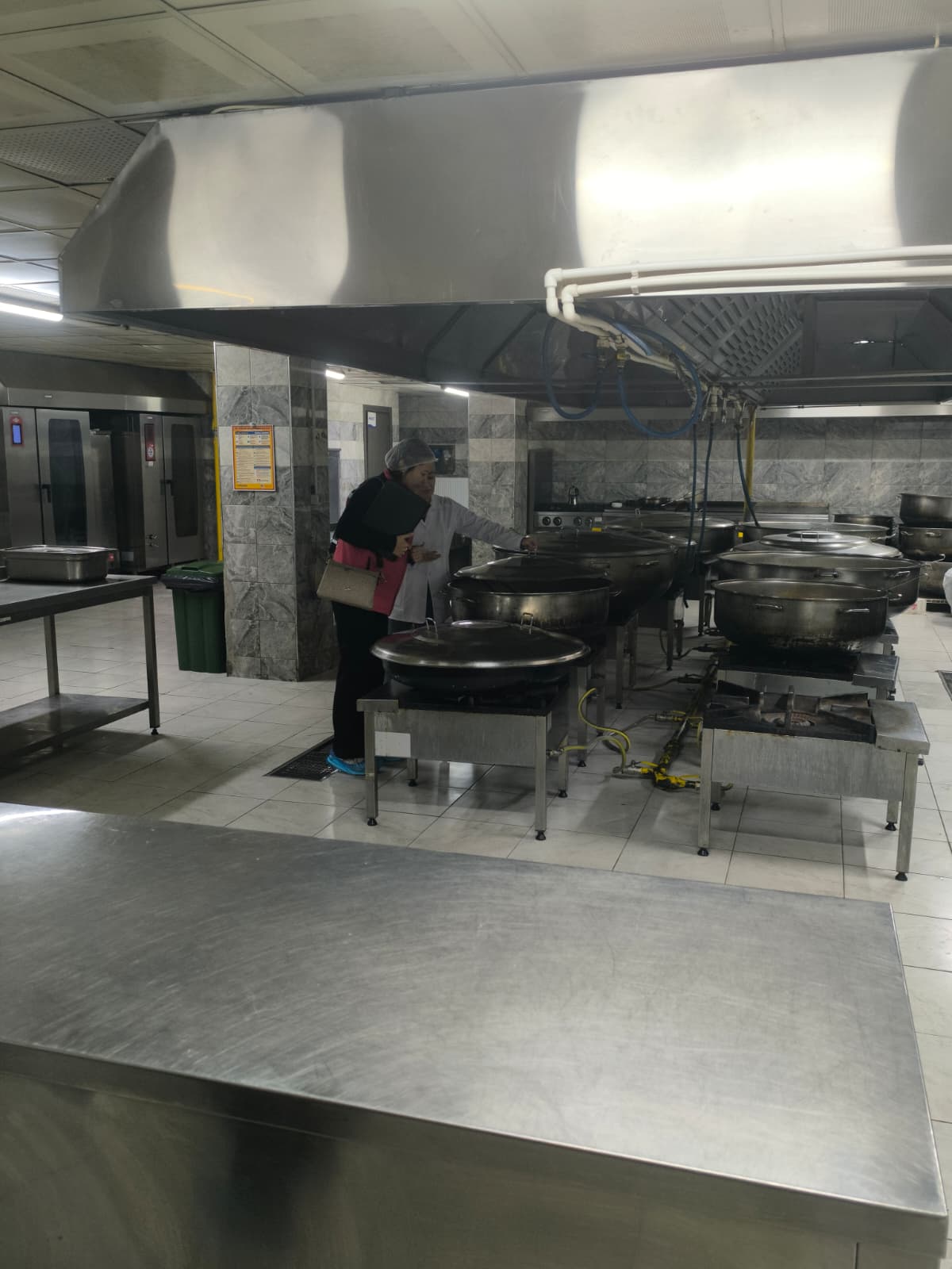 594296392 122187646670544242 7998955066059445283 N