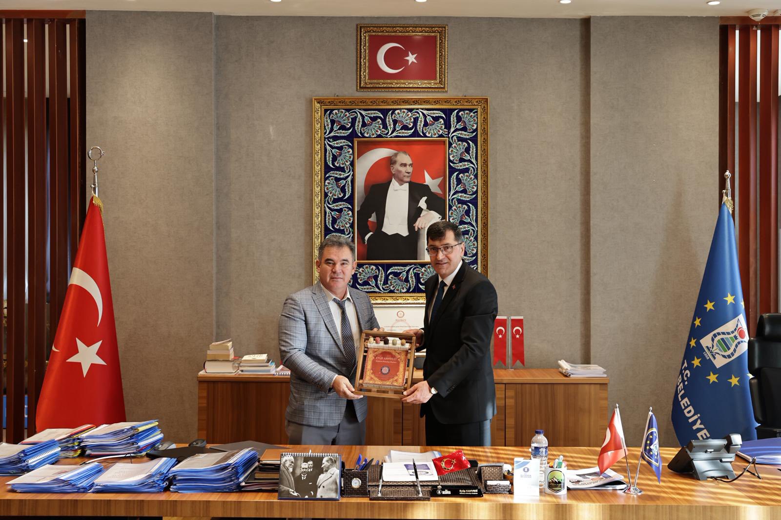 595920149 10163275027198329 1319128881703771455 N