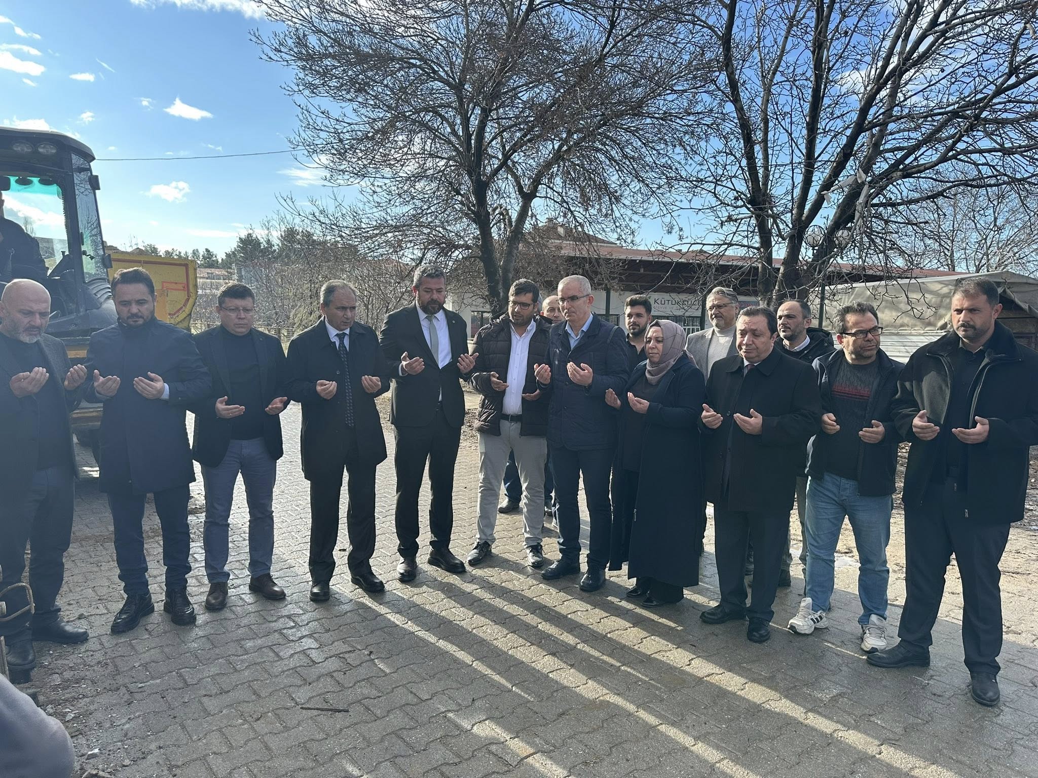 596718143 25397733709894547 6099090233695862665 N