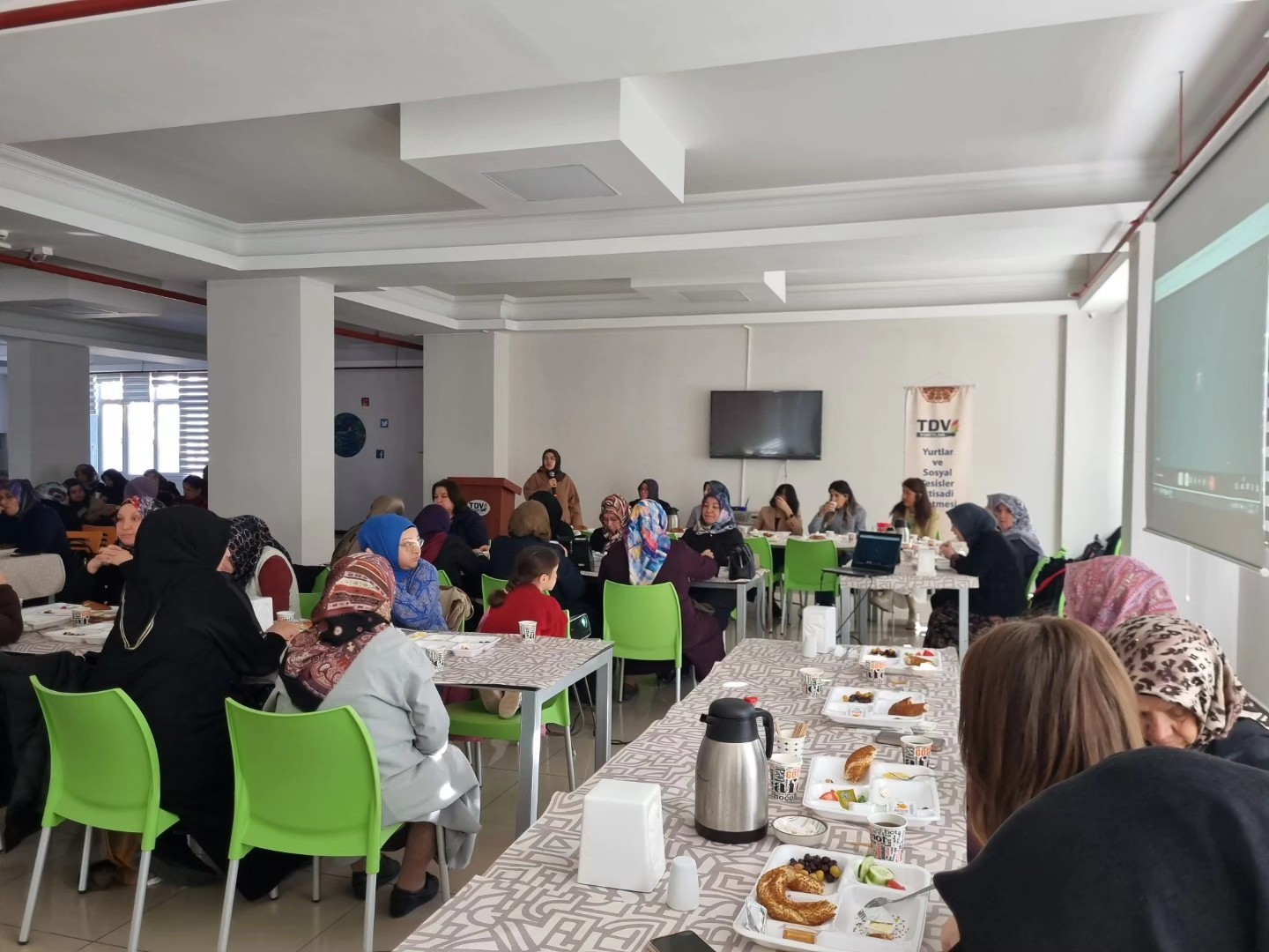 598375278 122159932124627851 3421110816101719545 N